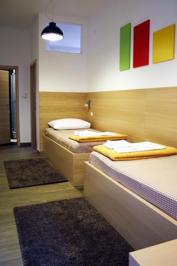 Rooms Fitea Osijek Exterior photo